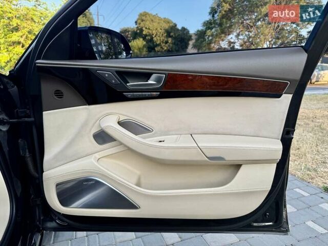 Чорний Ауді A8, об'ємом двигуна 4.16 л та пробігом 157 тис. км за 12999 $, фото 52 на Automoto.ua