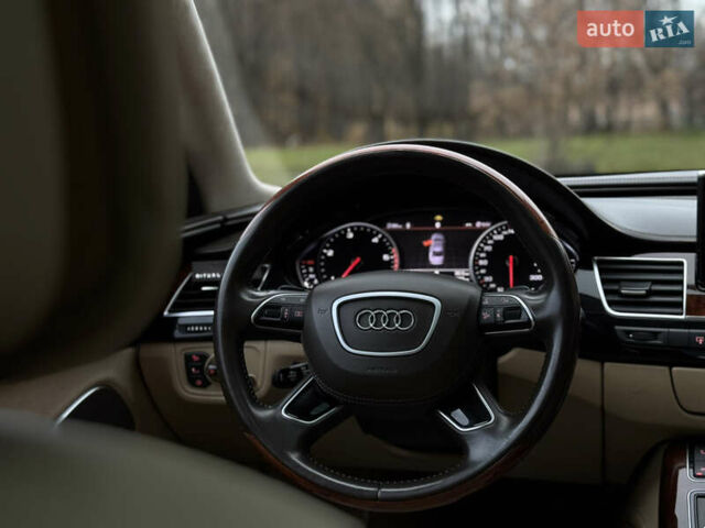 Чорний Ауді A8, об'ємом двигуна 4.2 л та пробігом 330 тис. км за 19950 $, фото 53 на Automoto.ua