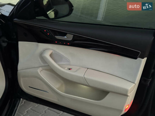 Чорний Ауді A8, об'ємом двигуна 4.2 л та пробігом 212 тис. км за 15999 $, фото 13 на Automoto.ua