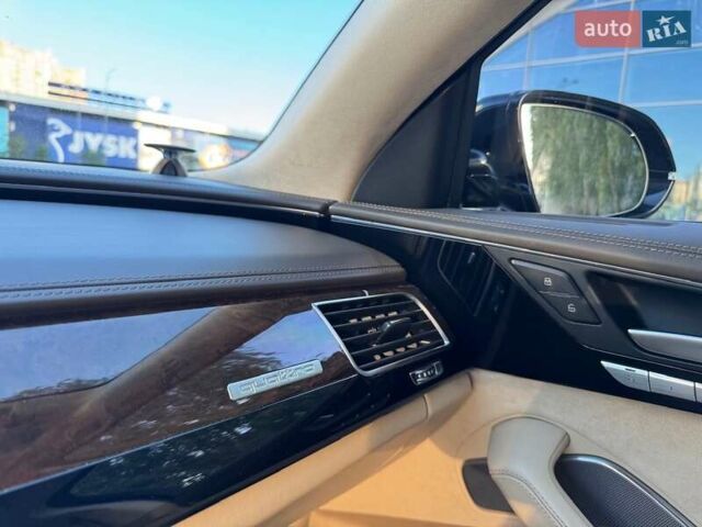 Черный Ауди А8, объемом двигателя 4.2 л и пробегом 315 тыс. км за 16900 $, фото 64 на Automoto.ua