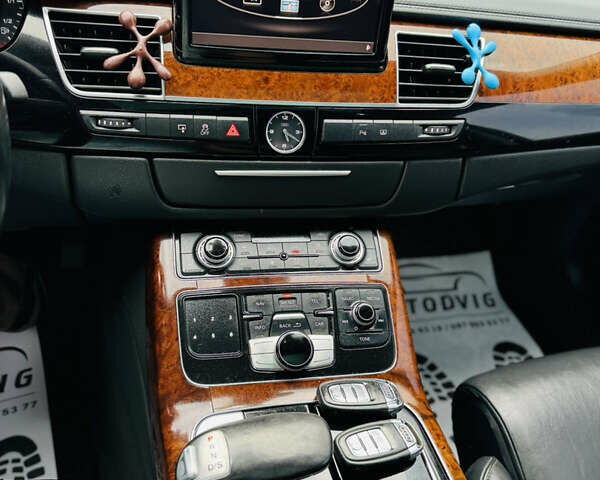 Черный Ауди А8, объемом двигателя 4.2 л и пробегом 267 тыс. км за 23500 $, фото 74 на Automoto.ua