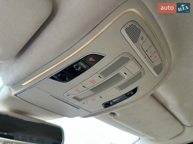 Чорний Ауді A8, об'ємом двигуна 6.3 л та пробігом 220 тис. км за 69000 $, фото 14 на Automoto.ua