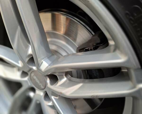 Черный Ауди А8, объемом двигателя 4.13 л и пробегом 254 тыс. км за 20900 $, фото 87 на Automoto.ua