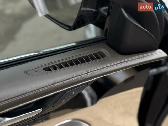 Чорний Ауді A8, об'ємом двигуна 4.2 л та пробігом 330 тис. км за 19950 $, фото 42 на Automoto.ua