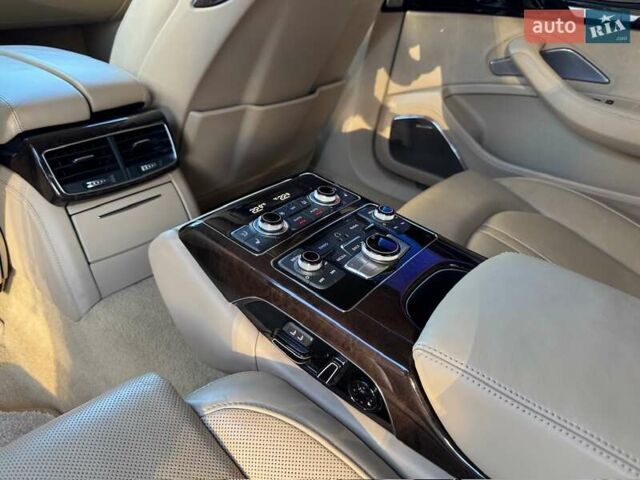 Черный Ауди А8, объемом двигателя 4.2 л и пробегом 315 тыс. км за 16900 $, фото 77 на Automoto.ua