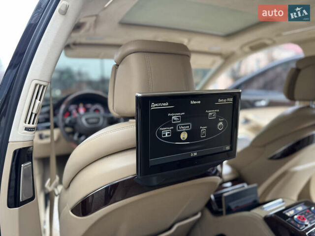 Черный Ауди А8, объемом двигателя 4.2 л и пробегом 331 тыс. км за 19999 $, фото 26 на Automoto.ua