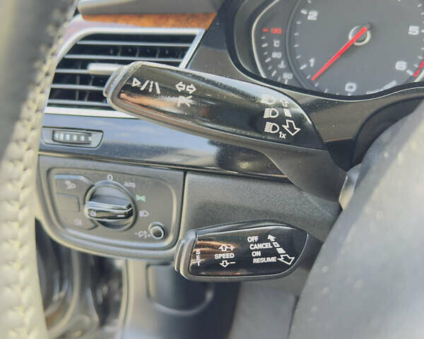 Черный Ауди А8, объемом двигателя 4.2 л и пробегом 267 тыс. км за 23500 $, фото 80 на Automoto.ua