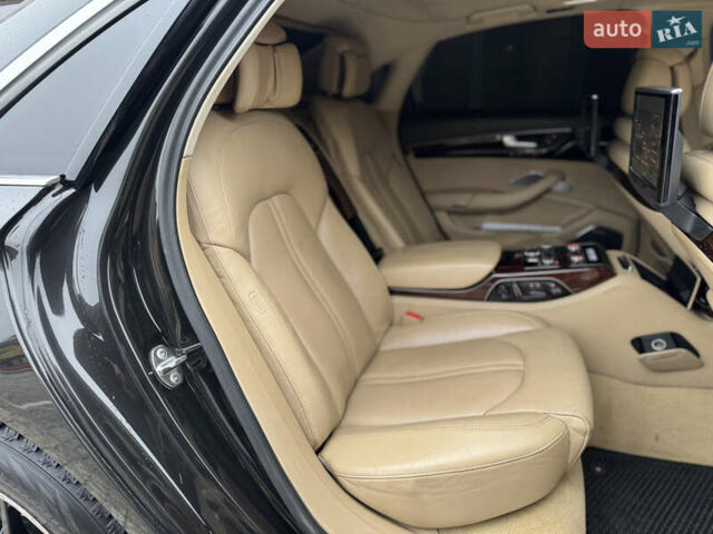 Черный Ауди А8, объемом двигателя 4.2 л и пробегом 331 тыс. км за 19999 $, фото 38 на Automoto.ua