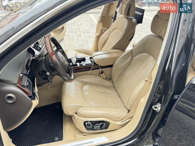 Черный Ауди А8, объемом двигателя 4.2 л и пробегом 331 тыс. км за 19999 $, фото 23 на Automoto.ua