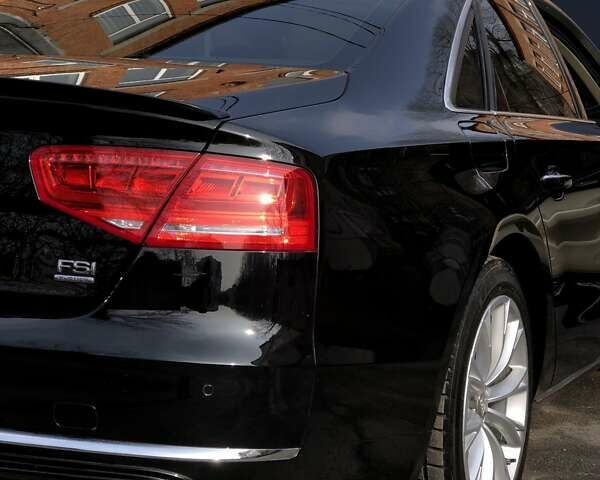 Черный Ауди А8, объемом двигателя 4.2 л и пробегом 210 тыс. км за 14888 $, фото 23 на Automoto.ua