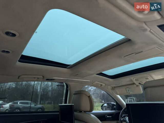 Чорний Ауді A8, об'ємом двигуна 4.2 л та пробігом 330 тис. км за 19950 $, фото 33 на Automoto.ua