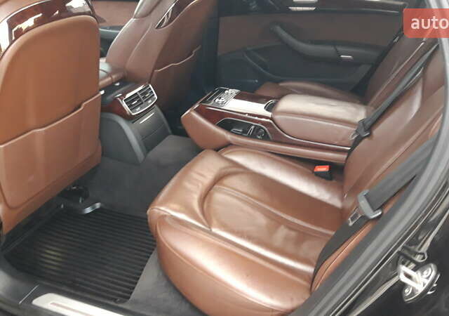 Черный Ауди А8, объемом двигателя 2.97 л и пробегом 254 тыс. км за 18900 $, фото 14 на Automoto.ua