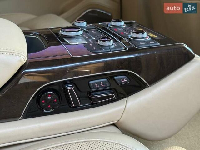 Черный Ауди А8, объемом двигателя 4.2 л и пробегом 315 тыс. км за 16900 $, фото 85 на Automoto.ua