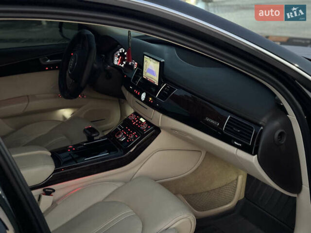 Чорний Ауді A8, об'ємом двигуна 4.2 л та пробігом 212 тис. км за 15999 $, фото 8 на Automoto.ua