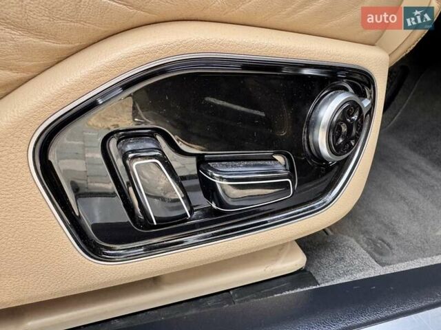 Черный Ауди А8, объемом двигателя 2.97 л и пробегом 243 тыс. км за 16900 $, фото 62 на Automoto.ua