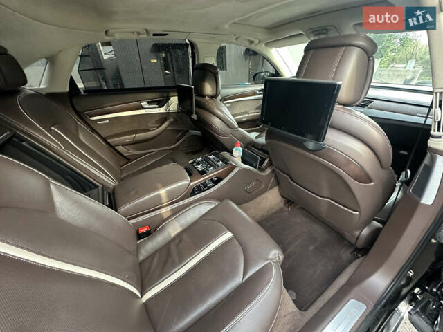 Черный Ауди А8, объемом двигателя 4.16 л и пробегом 220 тыс. км за 11999 $, фото 14 на Automoto.ua