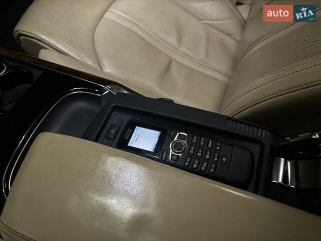 Черный Ауди А8, объемом двигателя 4.2 л и пробегом 331 тыс. км за 19999 $, фото 45 на Automoto.ua