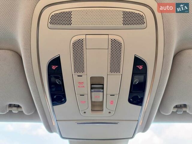 Черный Ауди А8, объемом двигателя 2.97 л и пробегом 243 тыс. км за 16900 $, фото 32 на Automoto.ua