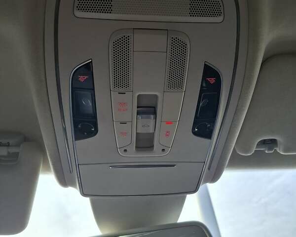 Черный Ауди А8, объемом двигателя 4.13 л и пробегом 254 тыс. км за 20900 $, фото 53 на Automoto.ua