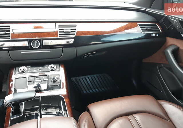 Чорний Ауді A8, об'ємом двигуна 2.97 л та пробігом 254 тис. км за 18900 $, фото 20 на Automoto.ua