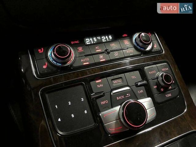 Черный Ауди А8, объемом двигателя 4.2 л и пробегом 226 тыс. км за 15800 $, фото 75 на Automoto.ua