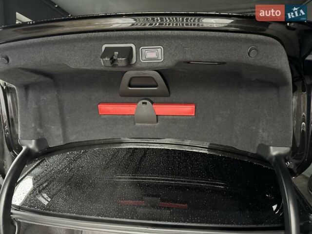 Черный Ауди А8, объемом двигателя 6.3 л и пробегом 270 тыс. км за 15900 $, фото 41 на Automoto.ua
