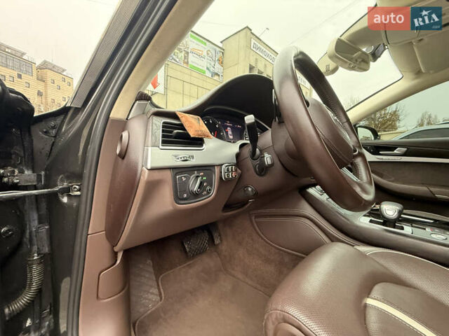 Черный Ауди А8, объемом двигателя 4.16 л и пробегом 246 тыс. км за 17500 $, фото 20 на Automoto.ua