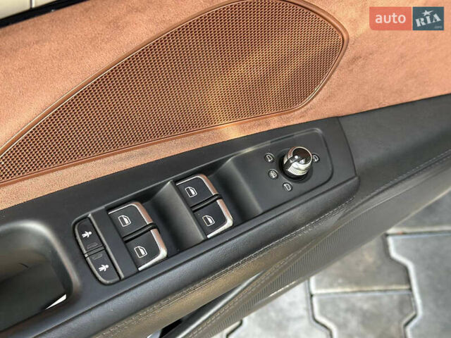 Черный Ауди А8, объемом двигателя 4.16 л и пробегом 91 тыс. км за 39999 $, фото 18 на Automoto.ua