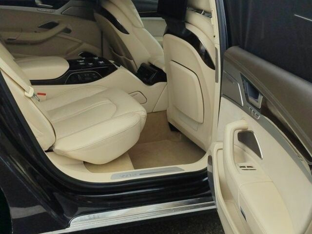 Ауди А8 2012 в Буче на Automoto.ua Черный Ауди А8, объемом двигателя 6 л и пробегом 356 тыс. км за 18000 $, фото 3 на Automoto.ua