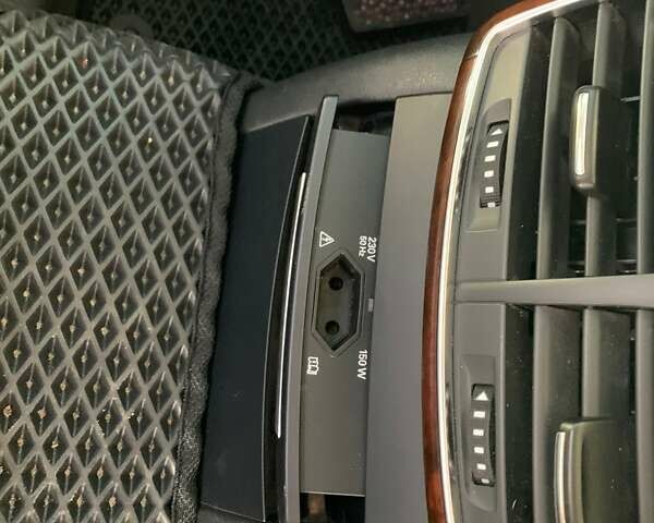 Чорний Ауді A8, об'ємом двигуна 6.3 л та пробігом 270 тис. км за 17800 $, фото 22 на Automoto.ua