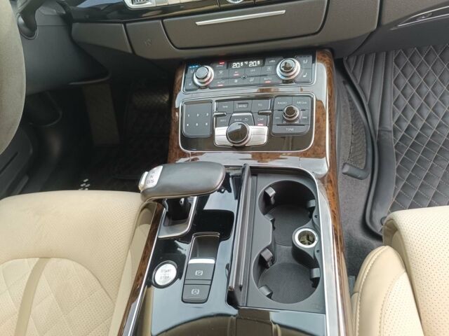 Черный Ауди А8, объемом двигателя 4.2 л и пробегом 106 тыс. км за 20990 $, фото 37 на Automoto.ua