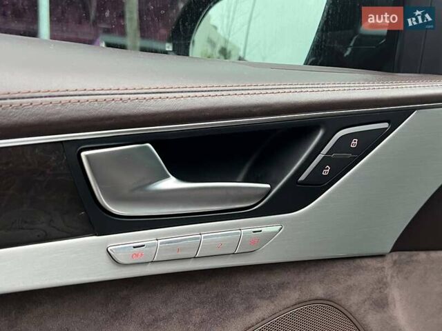 Черный Ауди А8, объемом двигателя 4.16 л и пробегом 246 тыс. км за 15990 $, фото 16 на Automoto.ua