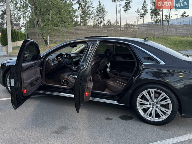 Черный Ауди А8, объемом двигателя 4.2 л и пробегом 350 тыс. км за 25000 $, фото 5 на Automoto.ua