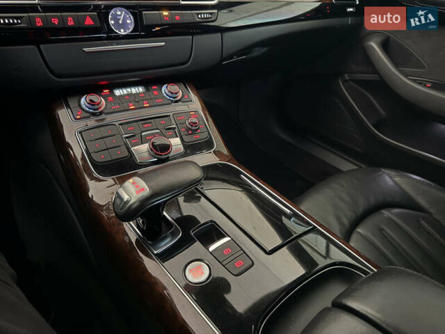 Чорний Ауді A8, об'ємом двигуна 3 л та пробігом 204 тис. км за 17500 $, фото 31 на Automoto.ua
