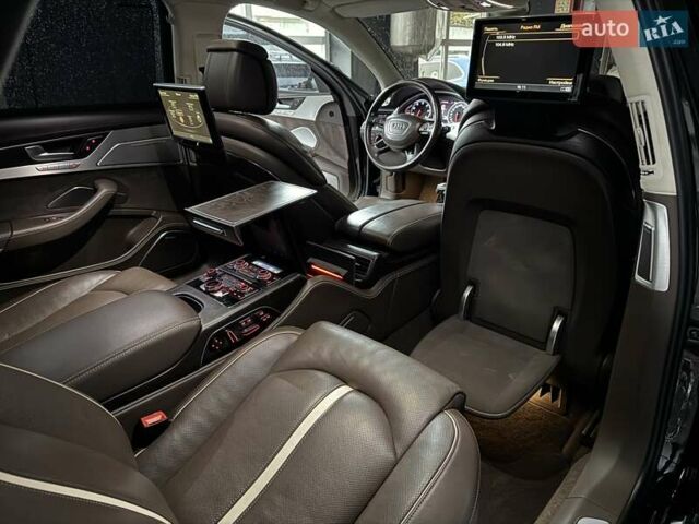 Черный Ауди А8, объемом двигателя 6.3 л и пробегом 270 тыс. км за 15900 $, фото 30 на Automoto.ua