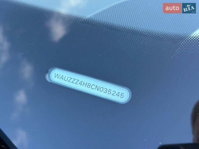 Черный Ауди А8, объемом двигателя 4.16 л и пробегом 91 тыс. км за 39999 $, фото 68 на Automoto.ua