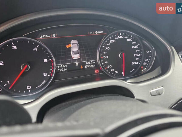 Черный Ауди А8, объемом двигателя 3 л и пробегом 210 тыс. км за 33400 $, фото 9 на Automoto.ua