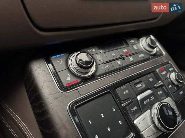 Черный Ауди А8, объемом двигателя 6.3 л и пробегом 270 тыс. км за 15900 $, фото 81 на Automoto.ua