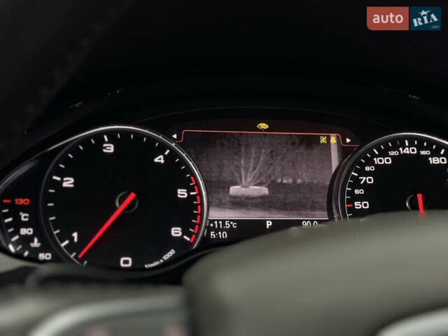 Черный Ауди А8, объемом двигателя 4.2 л и пробегом 300 тыс. км за 18500 $, фото 54 на Automoto.ua