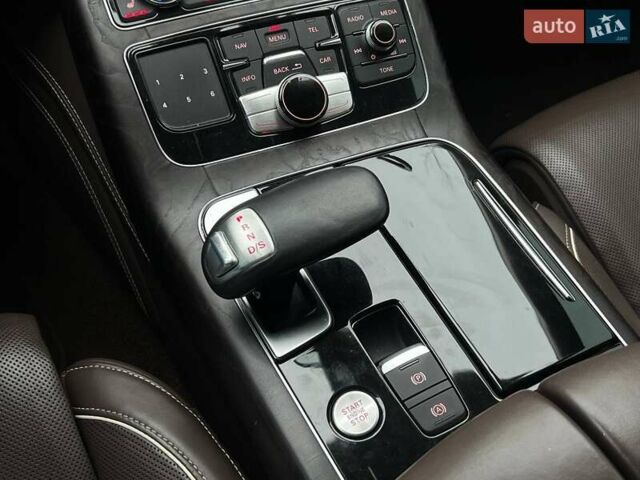 Черный Ауди А8, объемом двигателя 4.16 л и пробегом 246 тыс. км за 15990 $, фото 33 на Automoto.ua