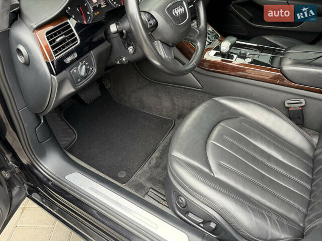 Чорний Ауді A8, об'ємом двигуна 3 л та пробігом 204 тис. км за 17500 $, фото 16 на Automoto.ua