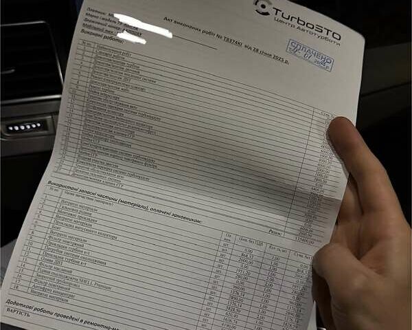 Черный Ауди А8, объемом двигателя 4.2 л и пробегом 350 тыс. км за 25000 $, фото 22 на Automoto.ua