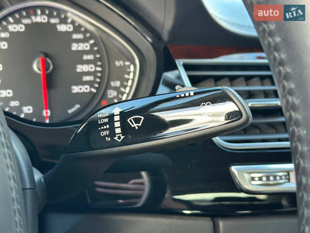 Черный Ауди А8, объемом двигателя 4.16 л и пробегом 91 тыс. км за 39999 $, фото 58 на Automoto.ua