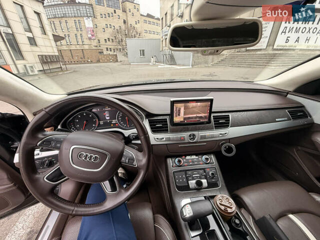 Черный Ауди А8, объемом двигателя 4.16 л и пробегом 246 тыс. км за 17500 $, фото 19 на Automoto.ua