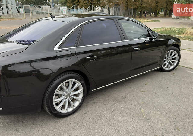 Чорний Ауді A8, об'ємом двигуна 4.16 л та пробігом 252 тис. км за 20000 $, фото 9 на Automoto.ua