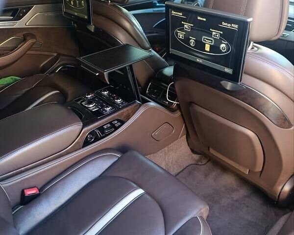 Черный Ауди А8, объемом двигателя 6.3 л и пробегом 260 тыс. км за 20000 $, фото 8 на Automoto.ua