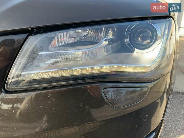 Чорний Ауді A8, об'ємом двигуна 6.3 л та пробігом 270 тис. км за 17800 $, фото 7 на Automoto.ua