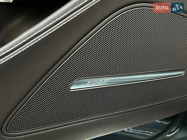 Чорний Ауді A8, об'ємом двигуна 4.16 л та пробігом 246 тис. км за 17990 $, фото 19 на Automoto.ua