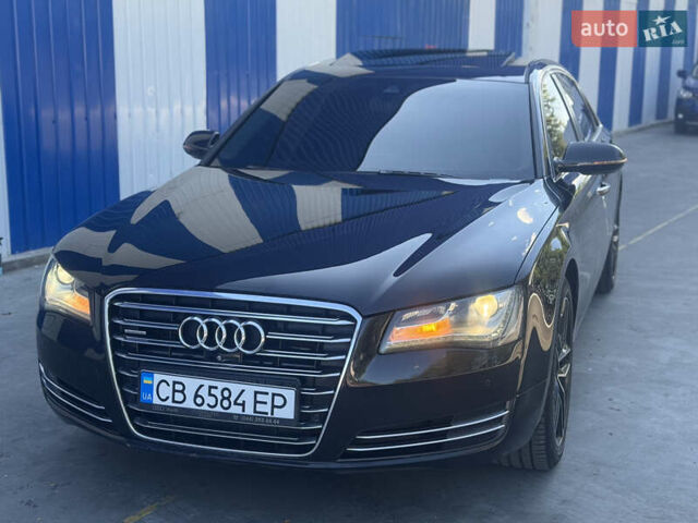 Чорний Ауді A8, об'ємом двигуна 3 л та пробігом 202 тис. км за 15000 $, фото 1 на Automoto.ua