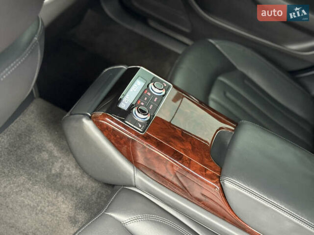 Чорний Ауді A8, об'ємом двигуна 3 л та пробігом 204 тис. км за 17500 $, фото 21 на Automoto.ua